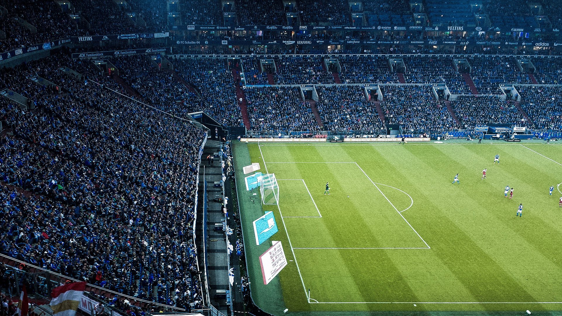 铁闸马丁内利，洪都拉斯对阵里昂一役，防守艺术铸就唯一性胜利