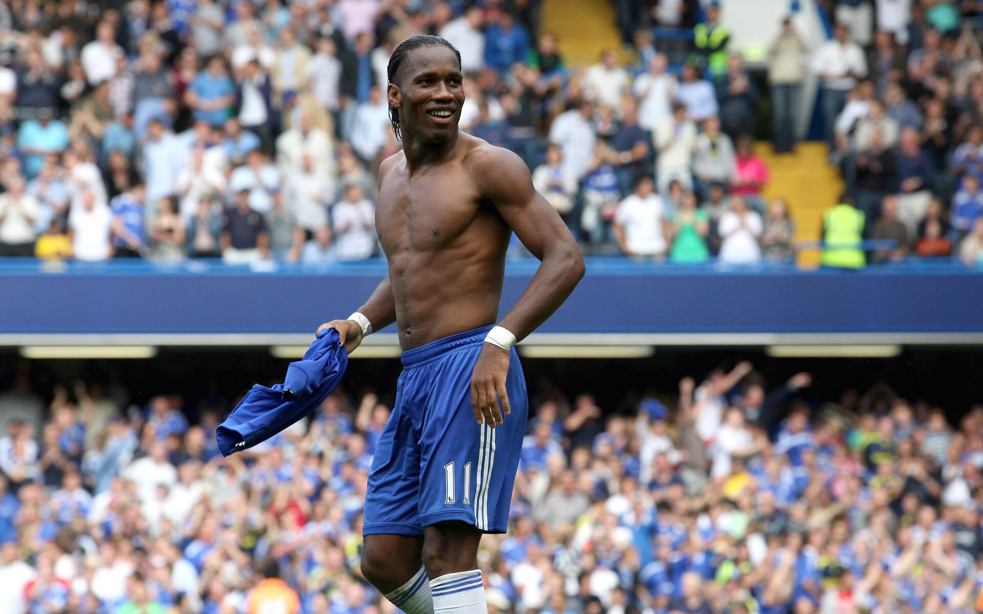 赛道上的新王，勒克莱尔统治全场，雷诺力克法拉利书写传奇